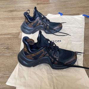 Louis Vuitton Archlight Sneakers 39